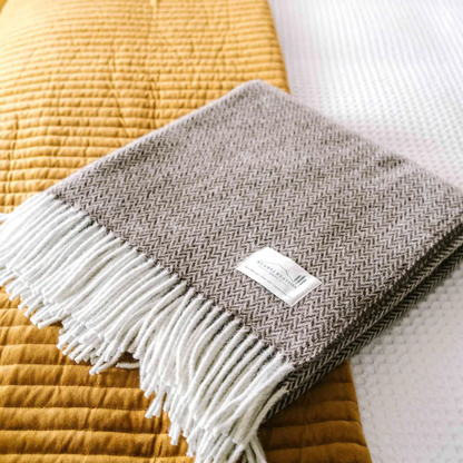 Mocha 100% Pure Lambs Wool Throw
