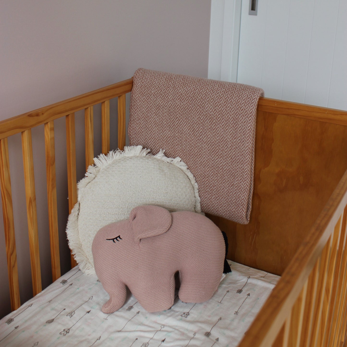 Pink 100% Pure Lambs Wool Throw